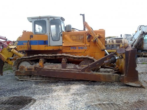 FIAT HITACHI FD 30 C DOZERS Machine Line Greece Concrete 